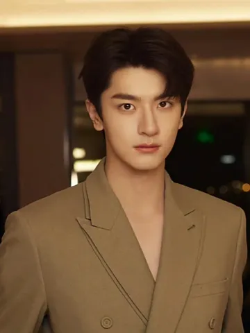 Lin Yi
