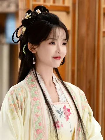 Zhang Miaoyi as Song Taotao