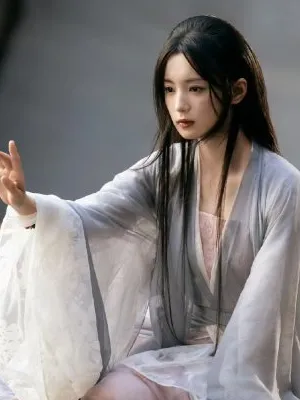 Zhang Yaqin as He Qingqing