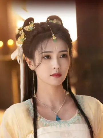 Bai Lu as Li Susu